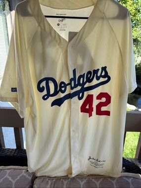 Dodgers Men's Cream Jackie Robinson #42 Jersey
